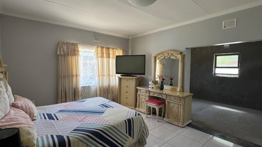 3 Bedroom Property for Sale in Verwoerdpark Northern Cape